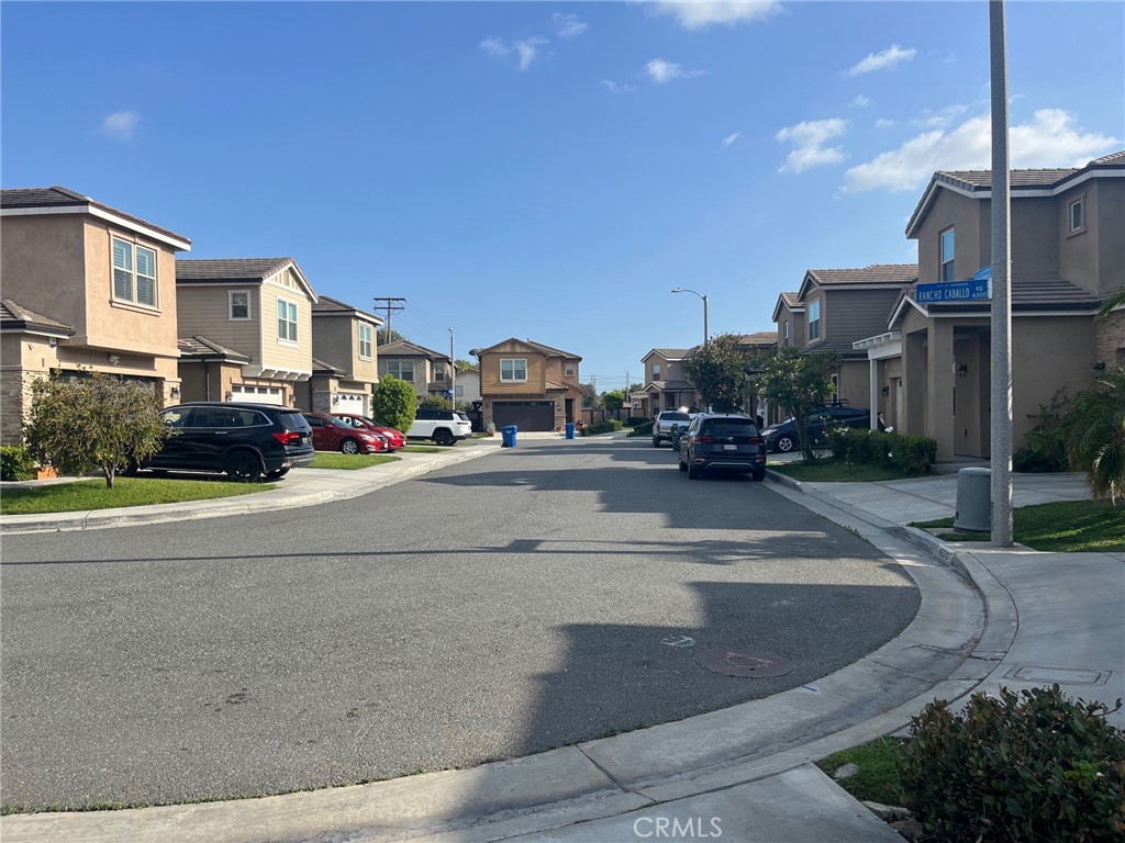 6301 Rancho Caballo