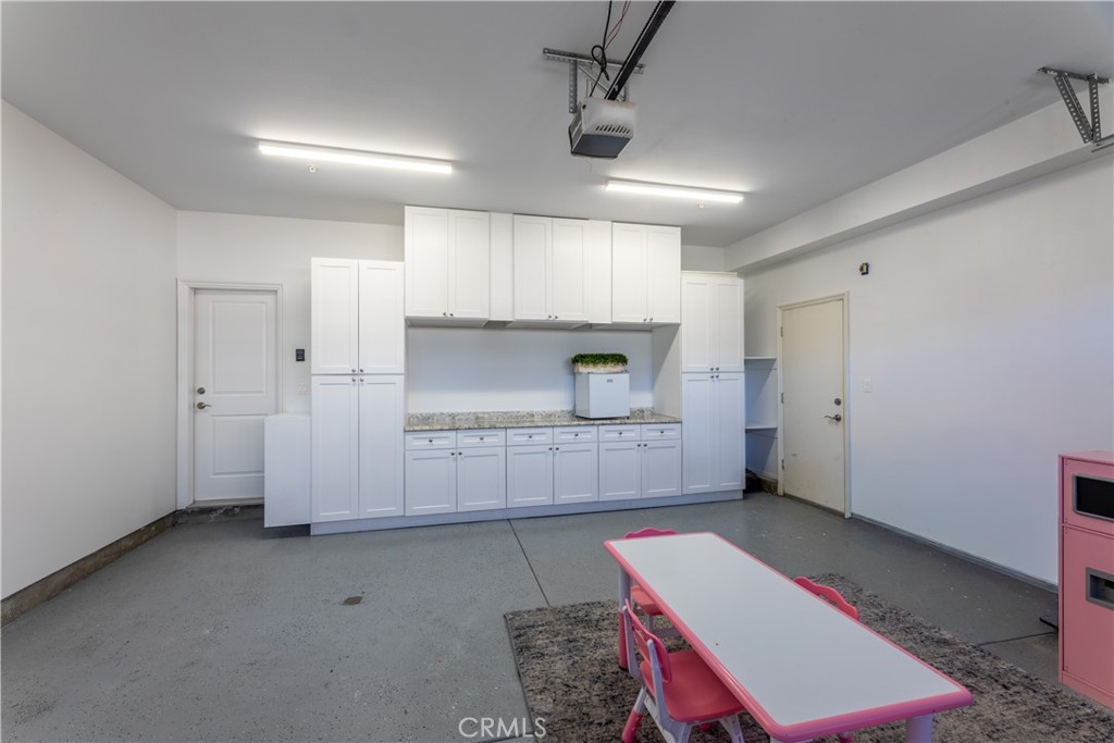 6301 Rancho Caballo