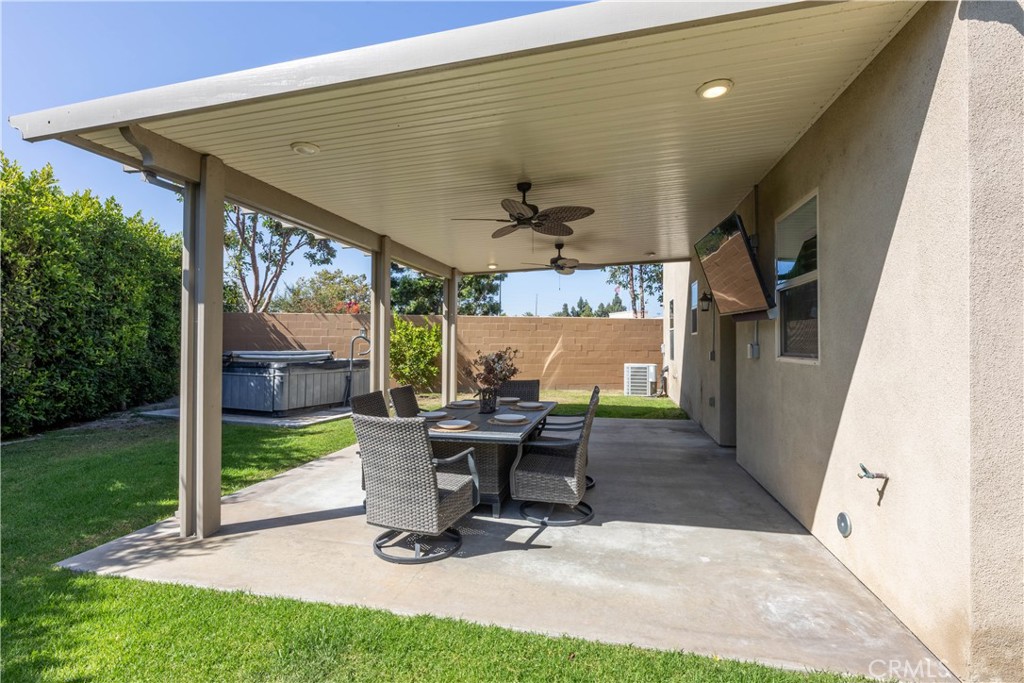 6301 Rancho Caballo