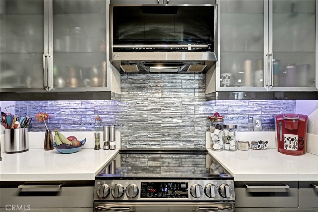 1750 E Ocean 101
