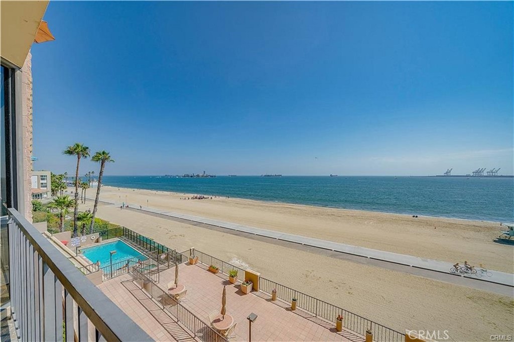 1750 E Ocean Boulevard 1103