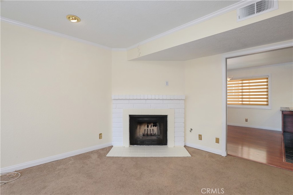 2254 Gaviota Avenue 7