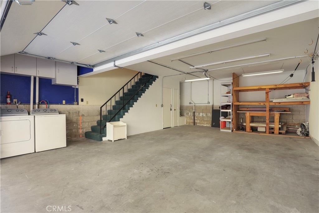 2254 Gaviota Avenue 7