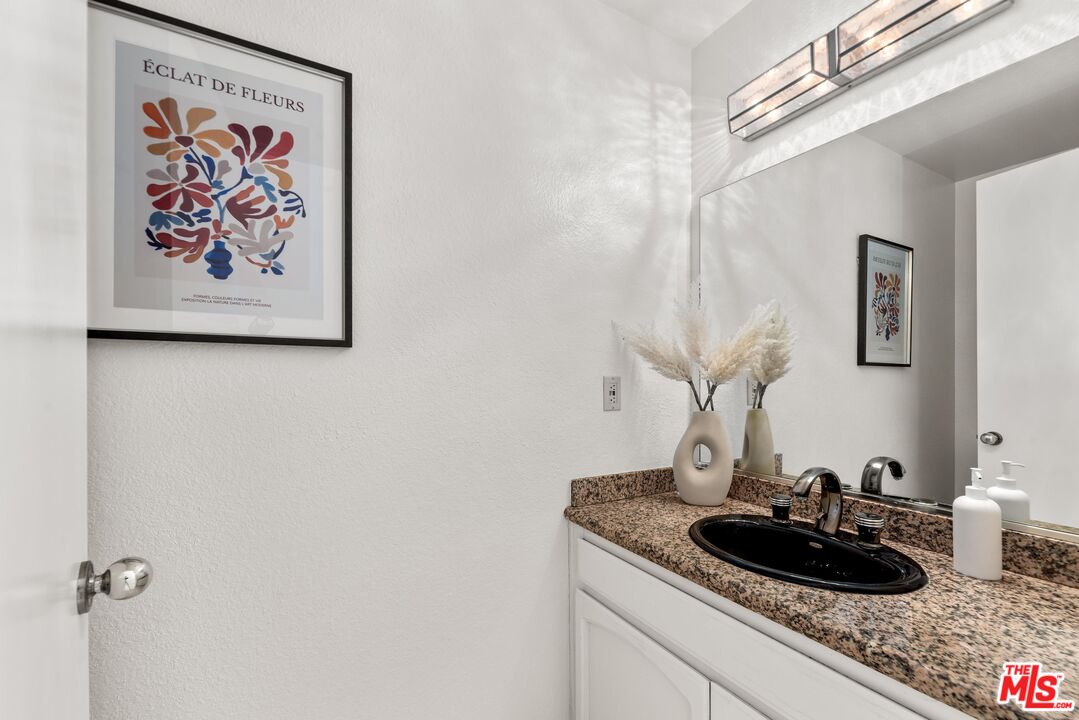 830 Haverford Ave Unit: 10