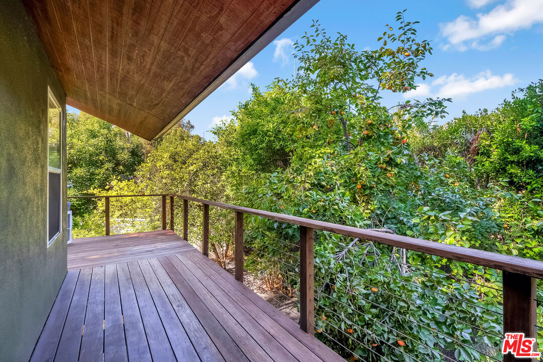 14903 Valley Vista Blvd