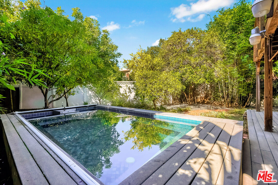 14903 Valley Vista Blvd