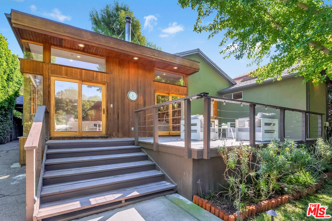 14903 Valley Vista Blvd