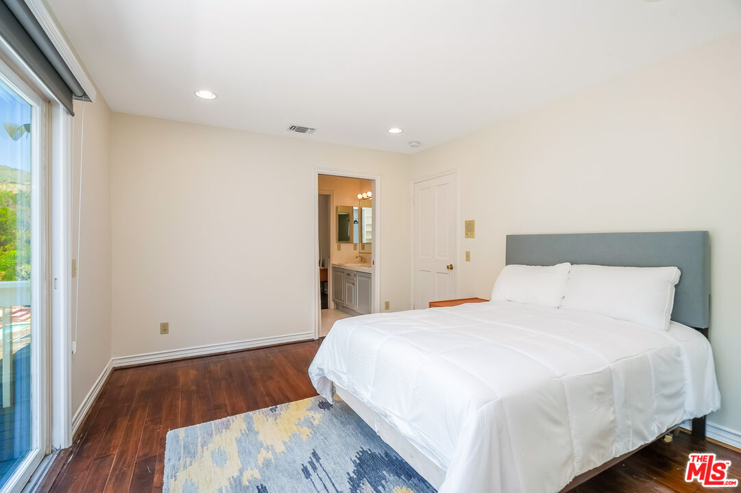 1408 Calle Del Jonella