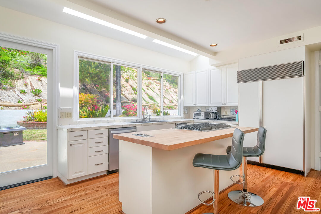 1408 Calle Del Jonella