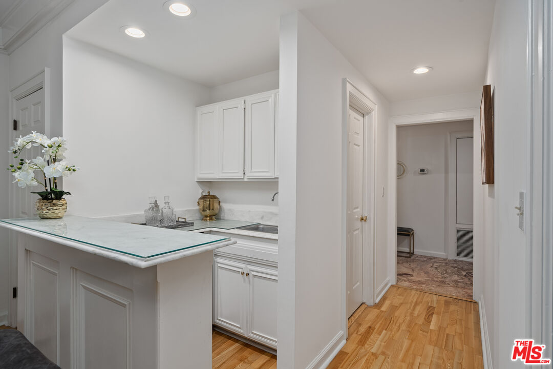 11745 Montana Ave Unit: 104