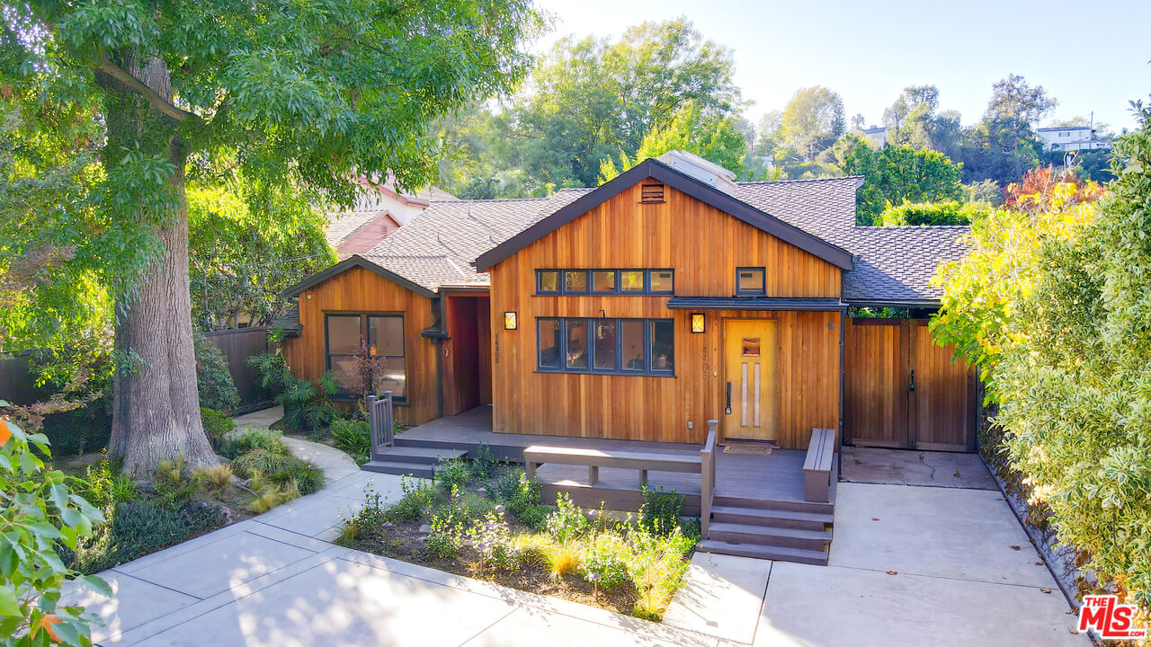 14903 Valley Vista Blvd