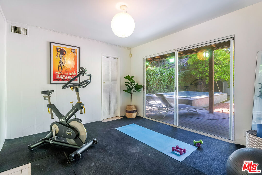 14903 Valley Vista Blvd