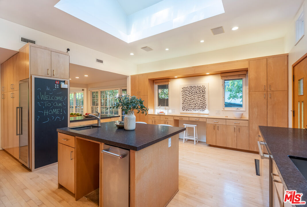 14903 Valley Vista Blvd