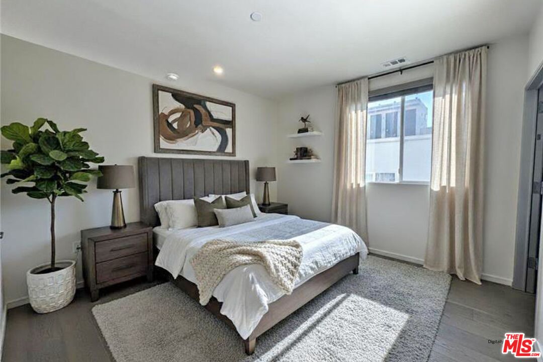 11764 Idaho Ave Unit: 301