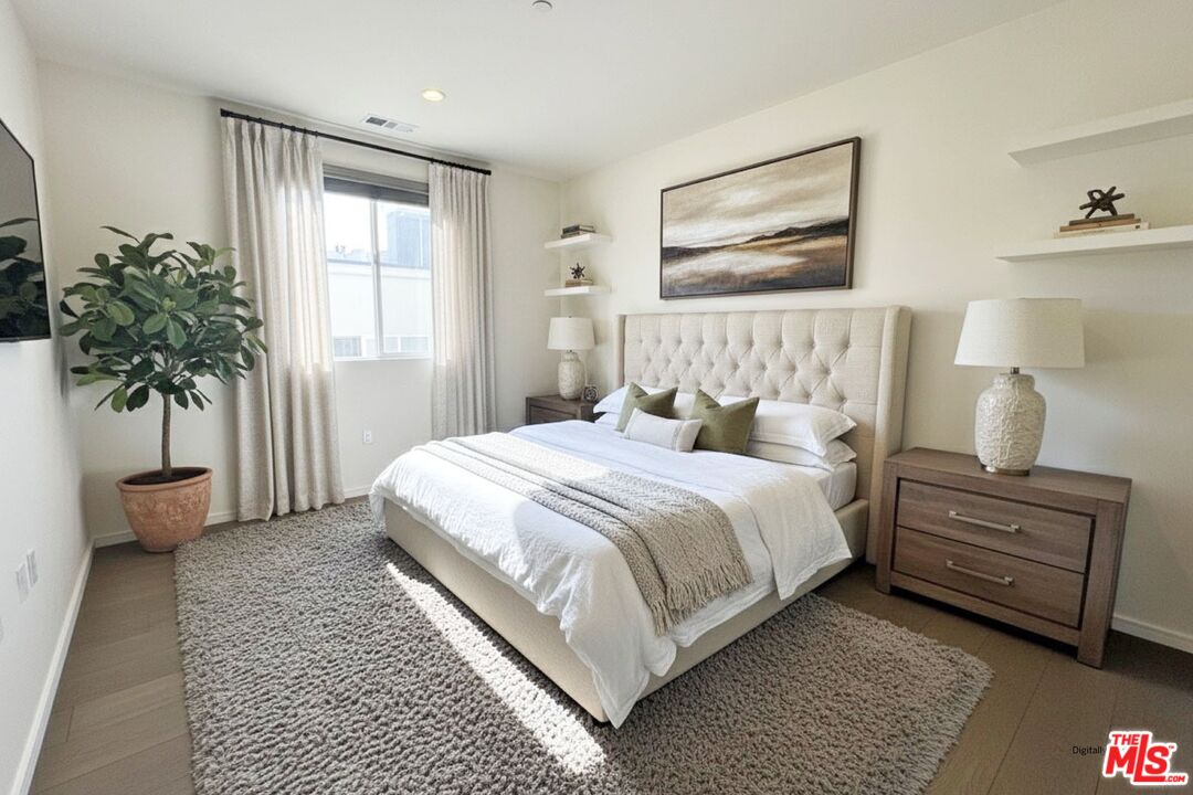 11764 Idaho Ave Unit: 301