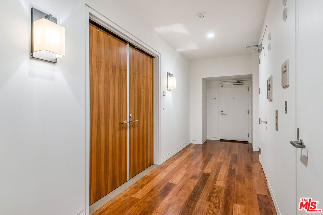 1 W Century Dr Unit: 24A