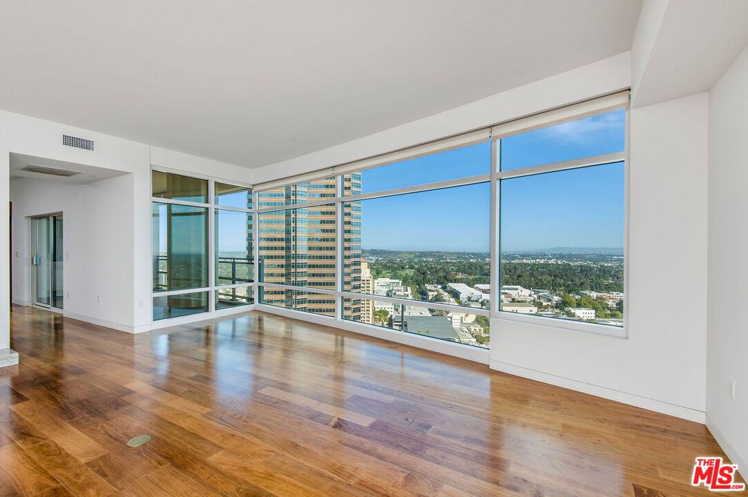 1 W Century Dr Unit: 24A