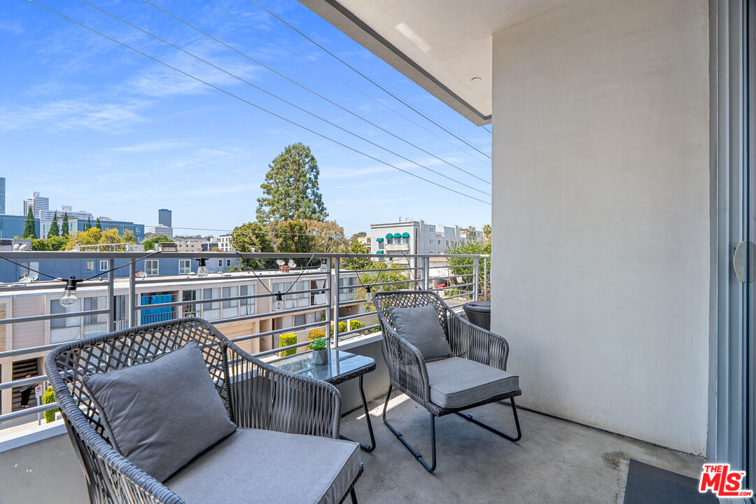 11764 Idaho Ave Unit: 301