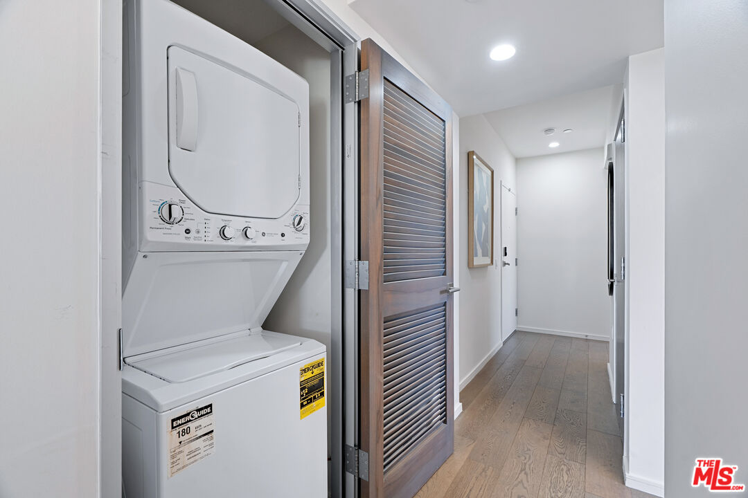 11764 Idaho Ave Unit: 301