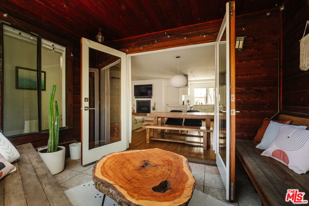 2600 Abbot Kinney Blvd Unit: 6