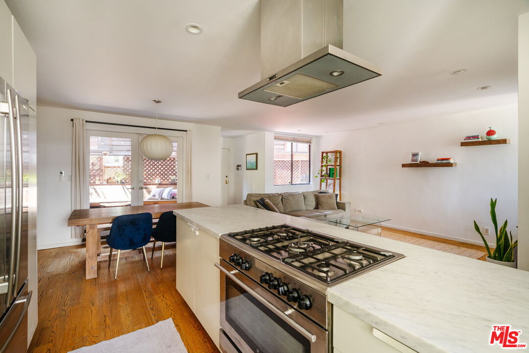 2600 Abbot Kinney Blvd Unit: 6
