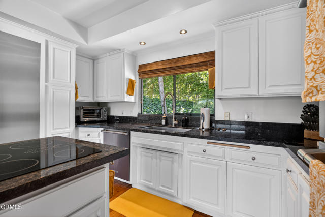 3282 Beaudry TER