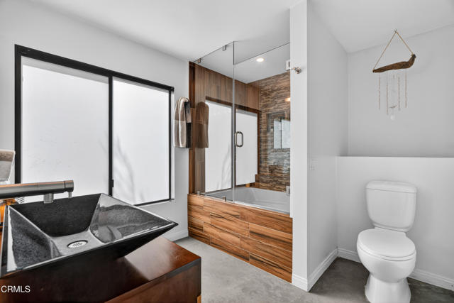 3282 Beaudry TER