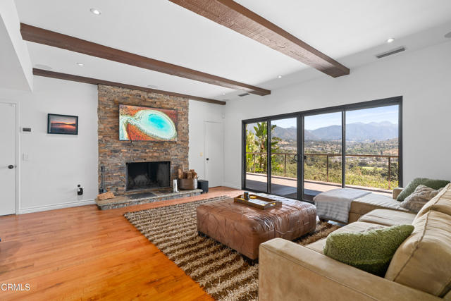 3282 Beaudry TER