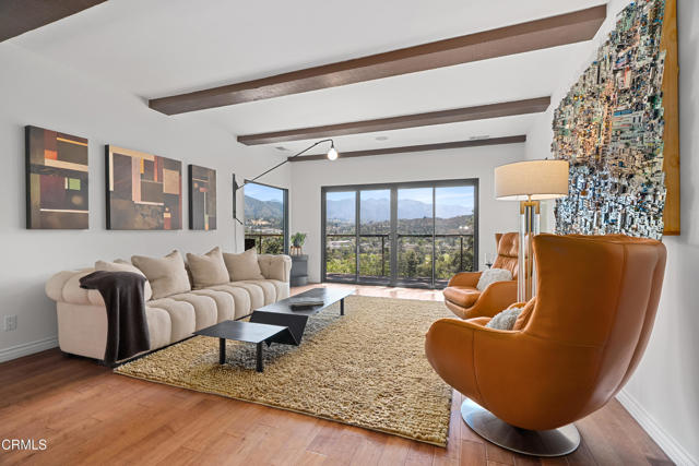 3282 Beaudry TER
