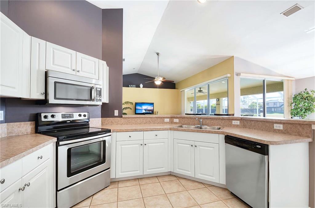1520 SW 29th TER