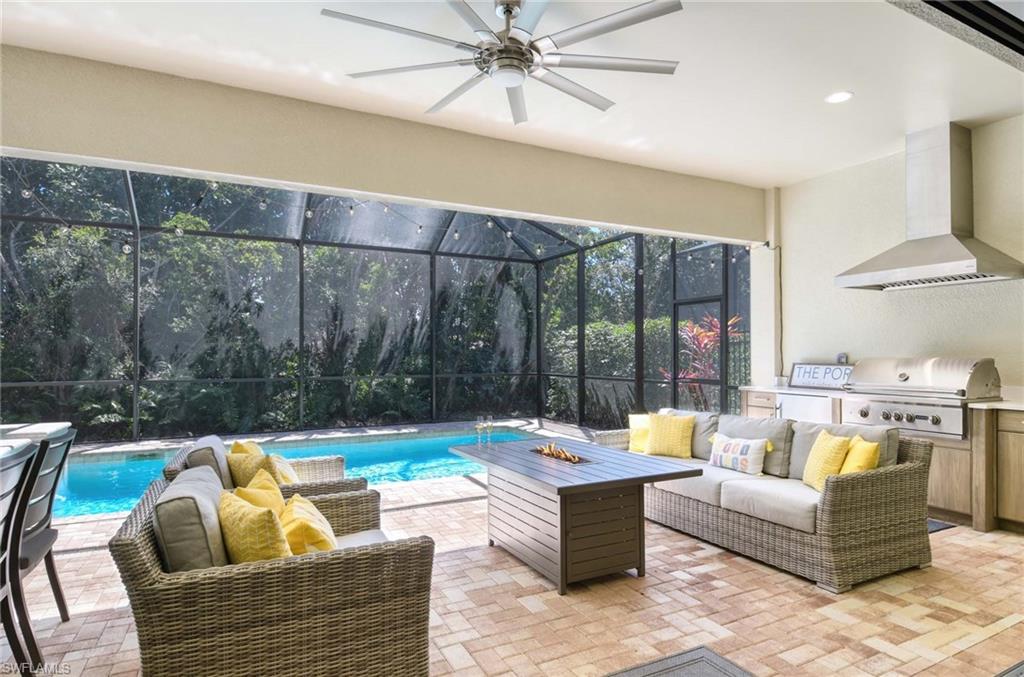 2867 Coco Lakes DR