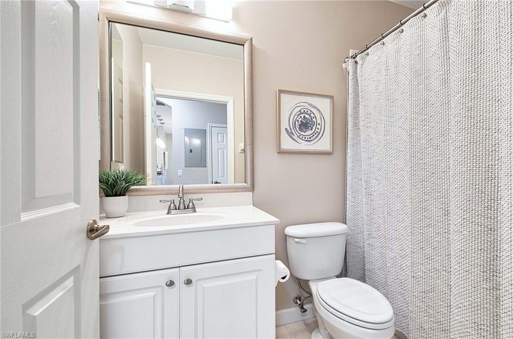 3035 Horizon LN 2206