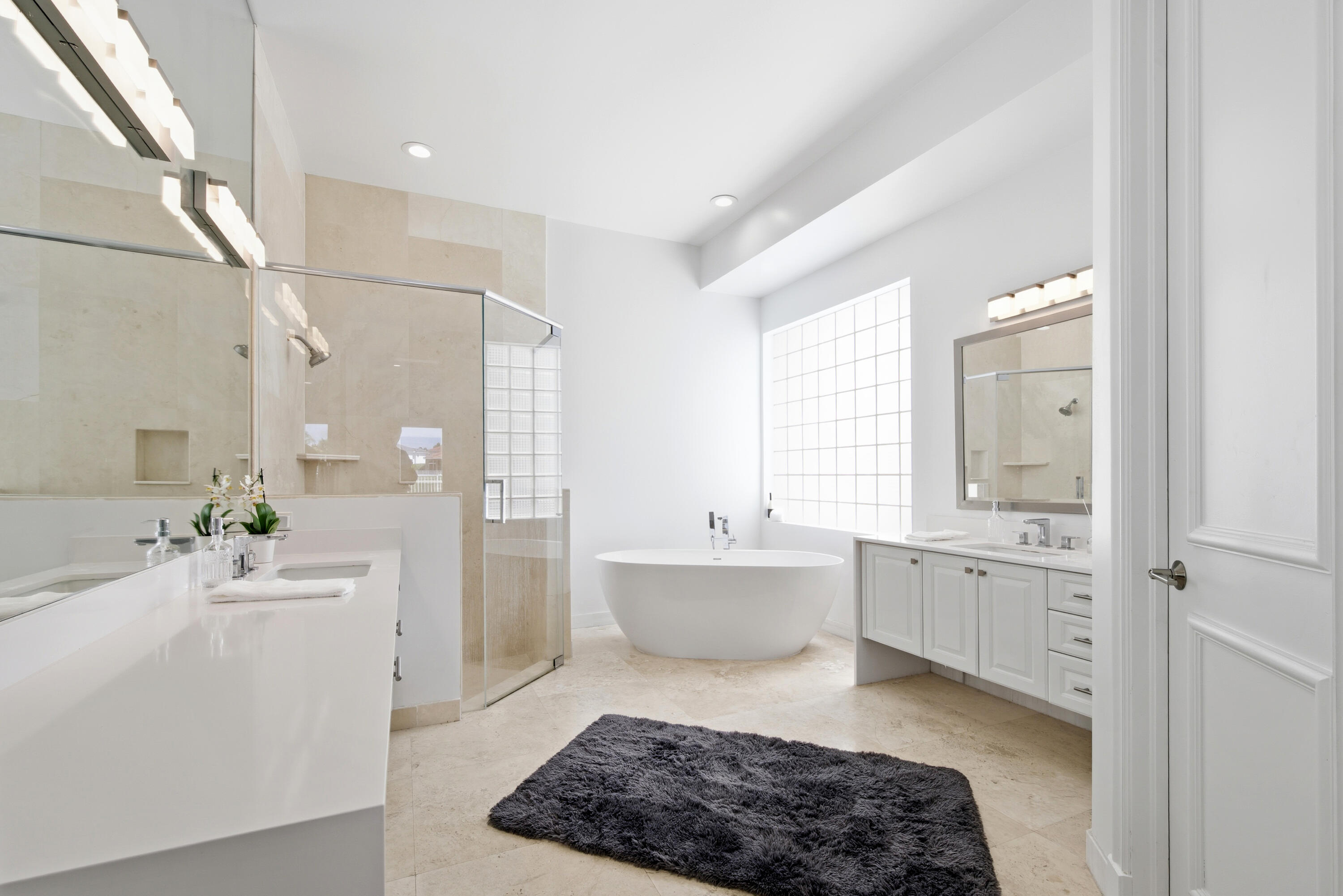 3857 Regency Circle N