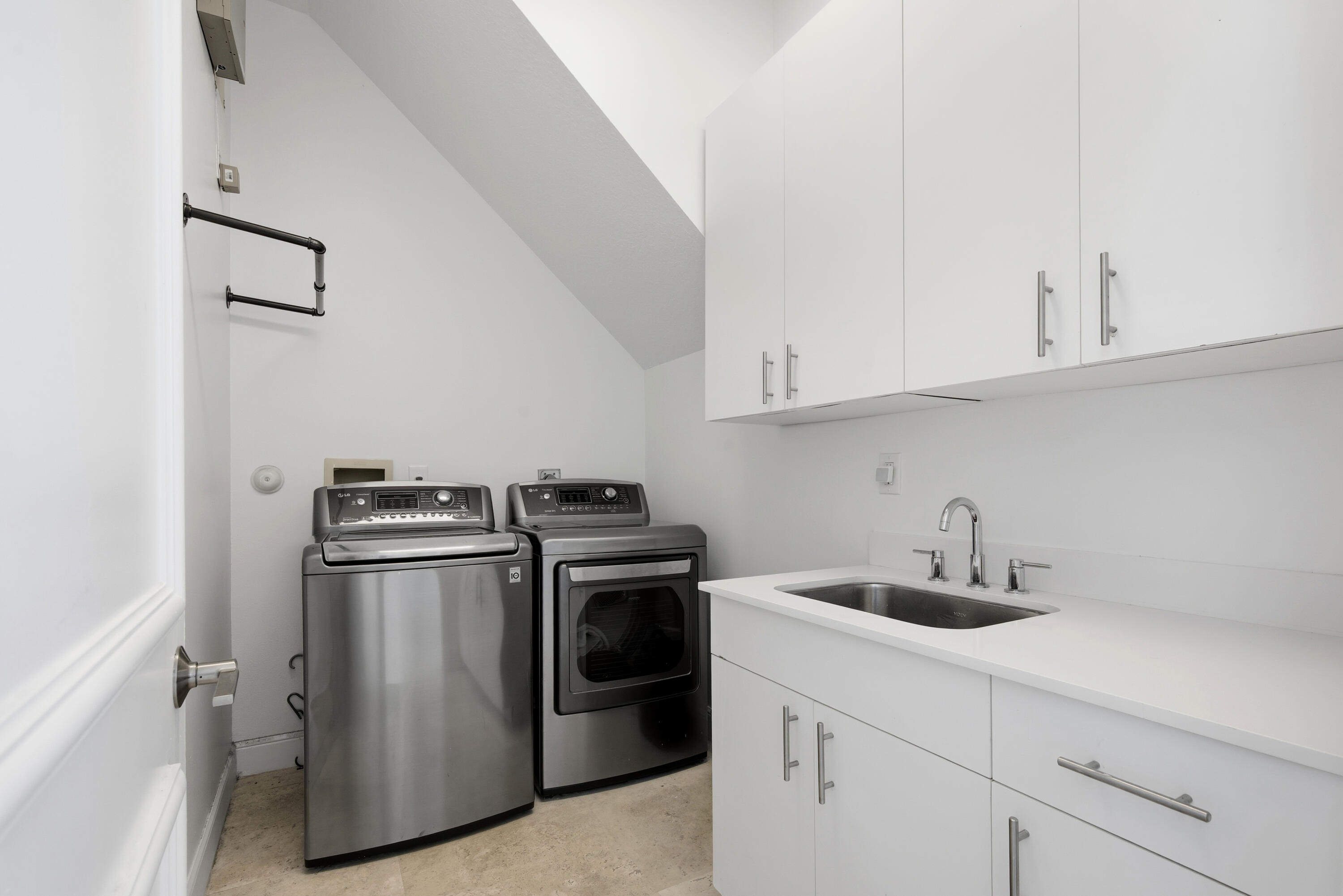 3857 Regency Circle N