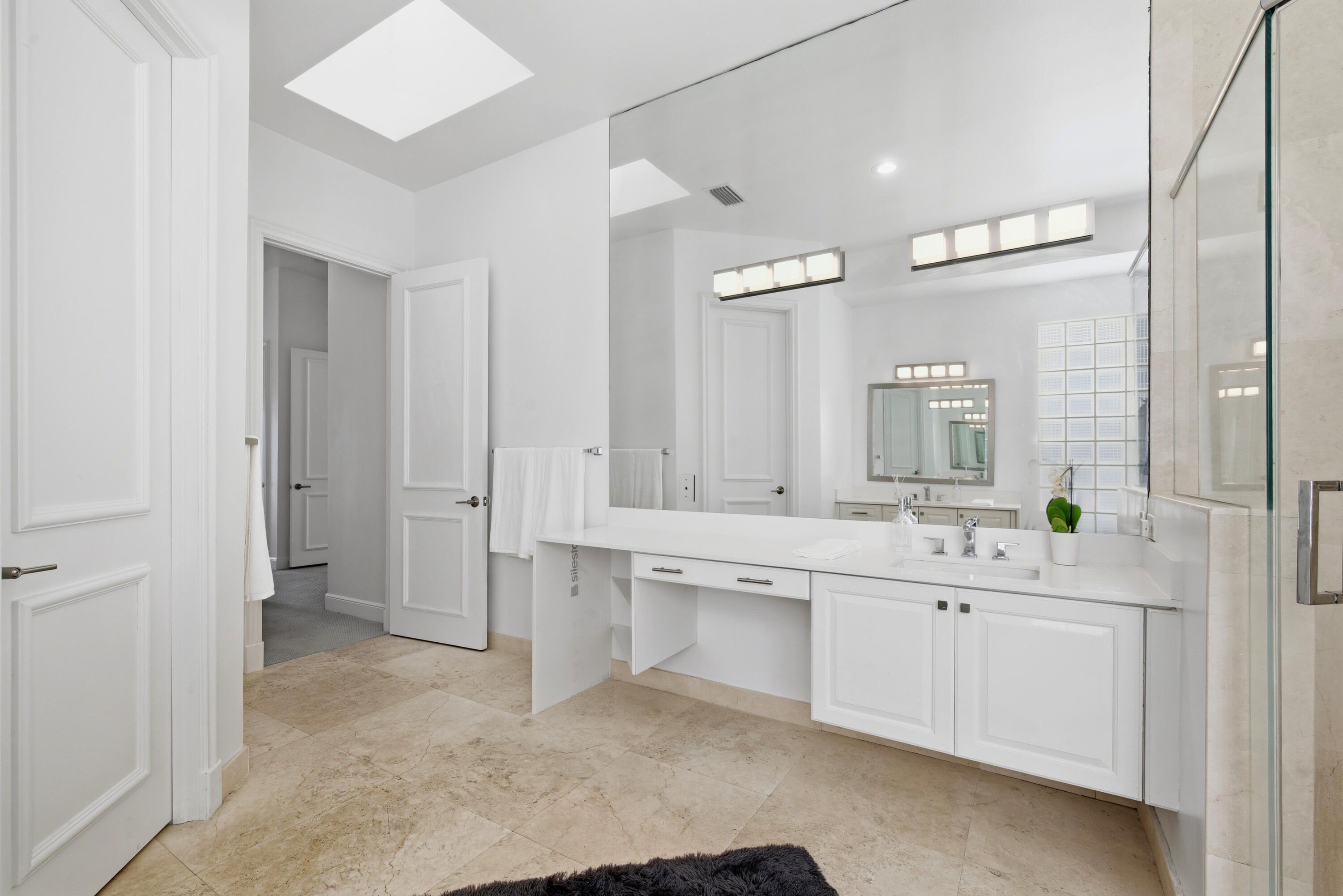 3857 Regency Circle N