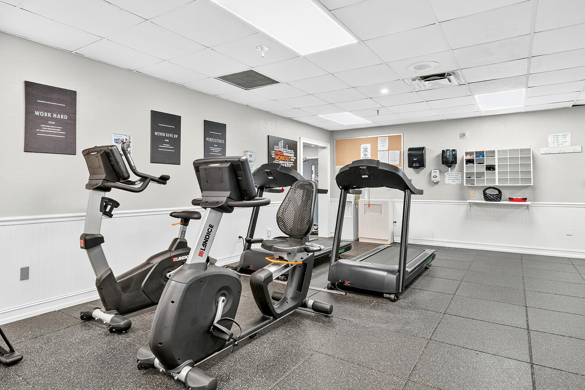 5021 Oak Hill Lane 115