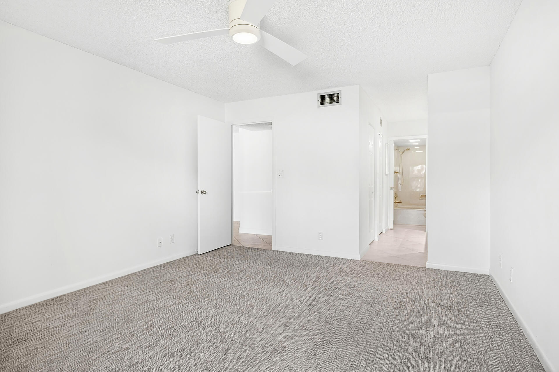 5021 Oak Hill Lane 115