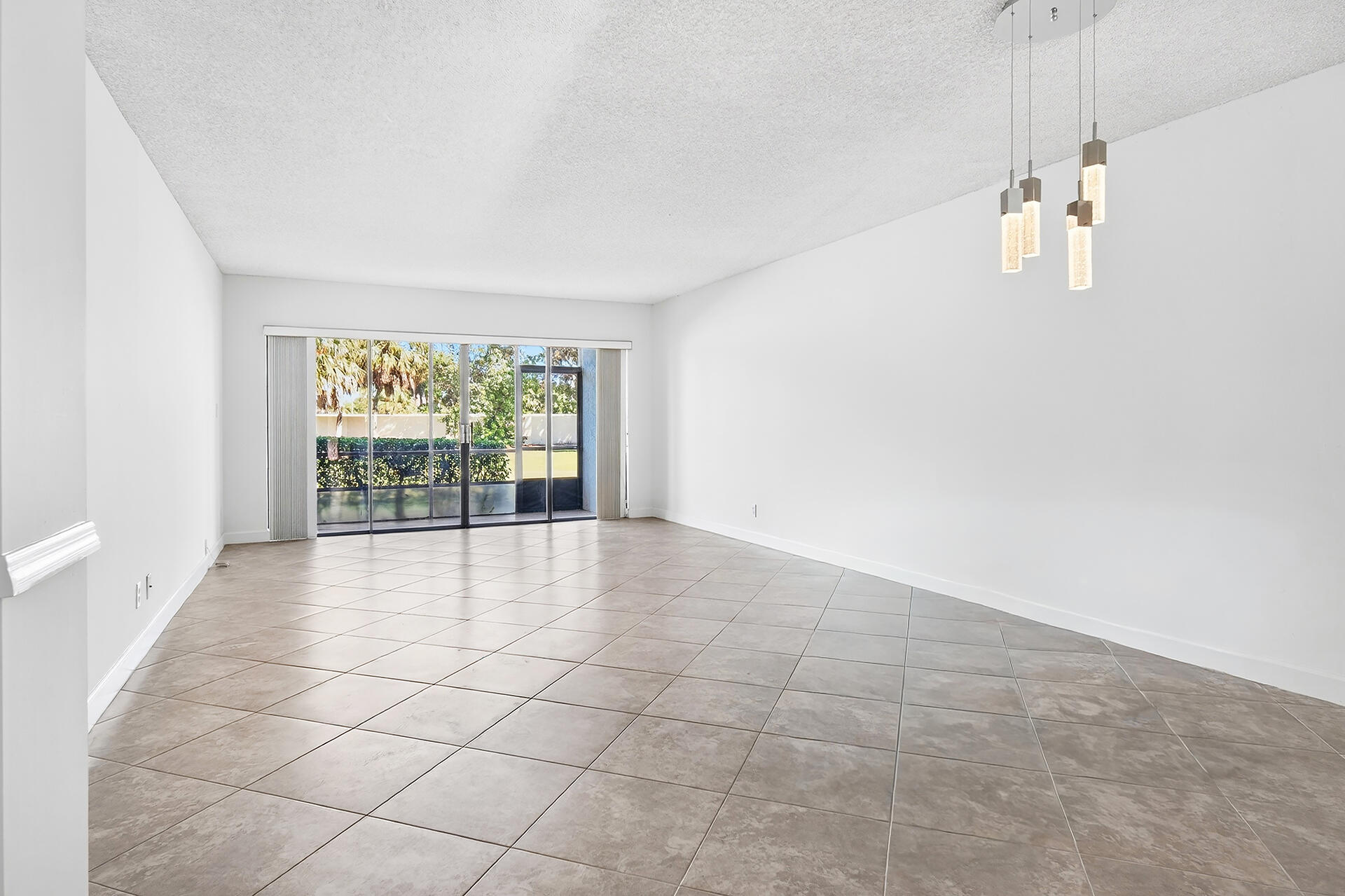 5021 Oak Hill Lane 115
