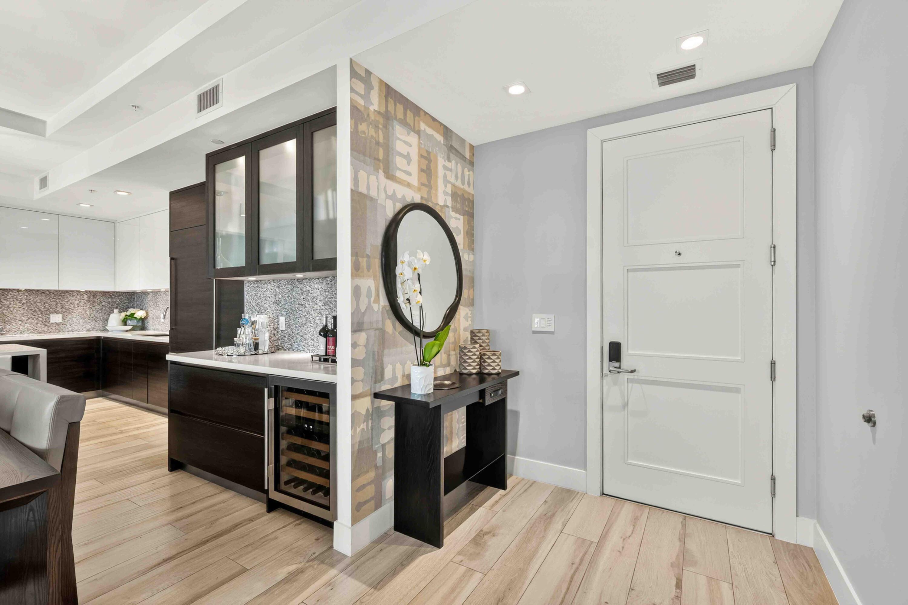 155 E Boca Raton Road Unit: 611
