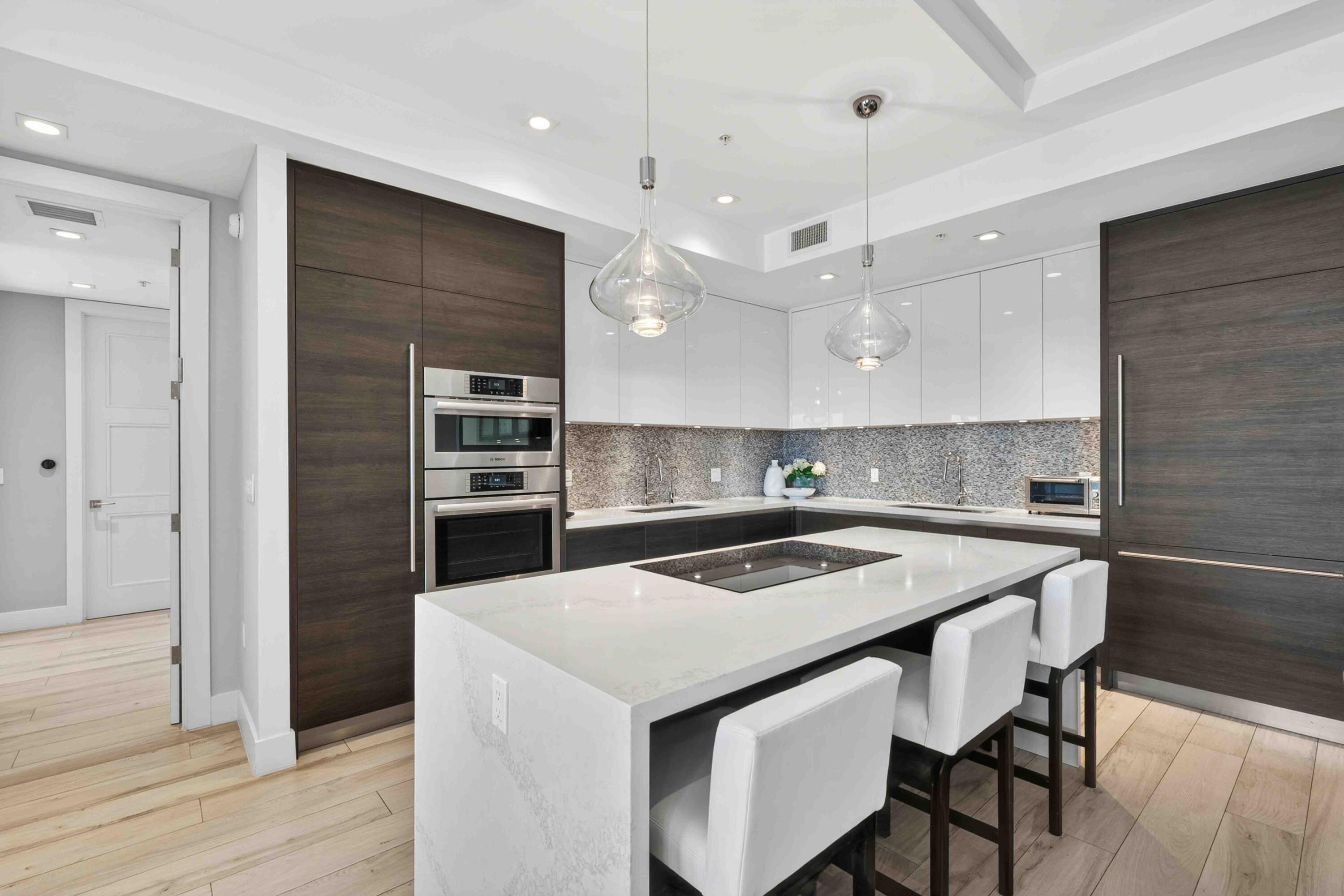 155 E Boca Raton Road Unit: 611