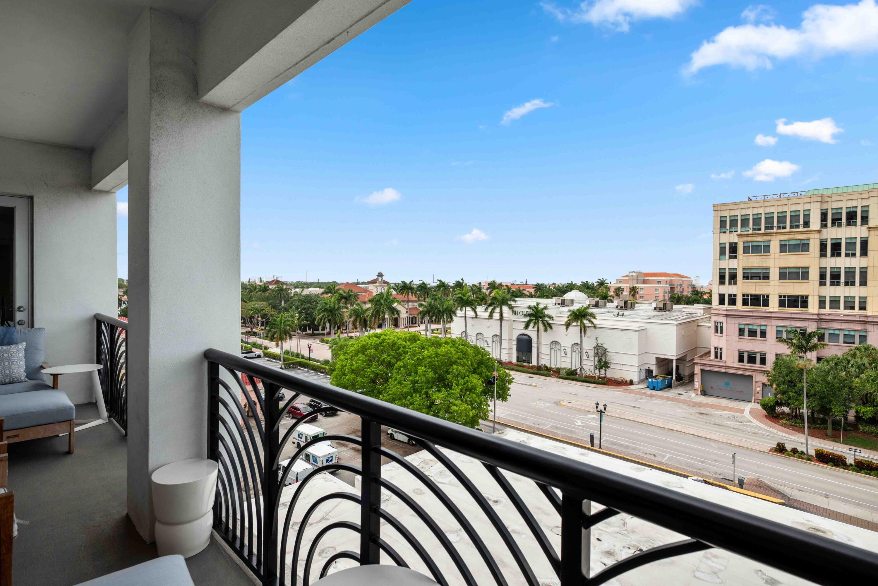 155 E Boca Raton Road Unit: 611