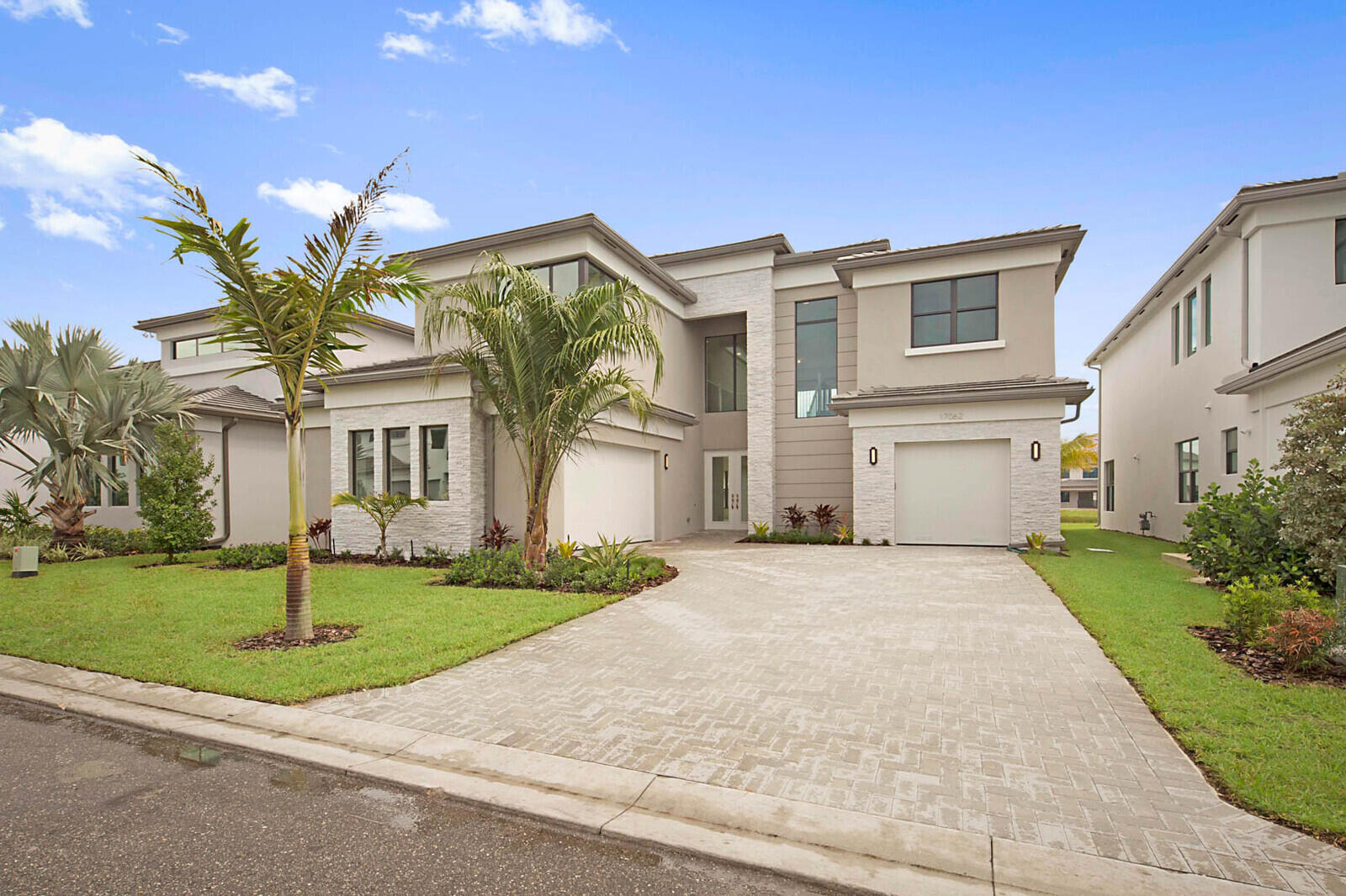 17062 Watersprite Lakes Road