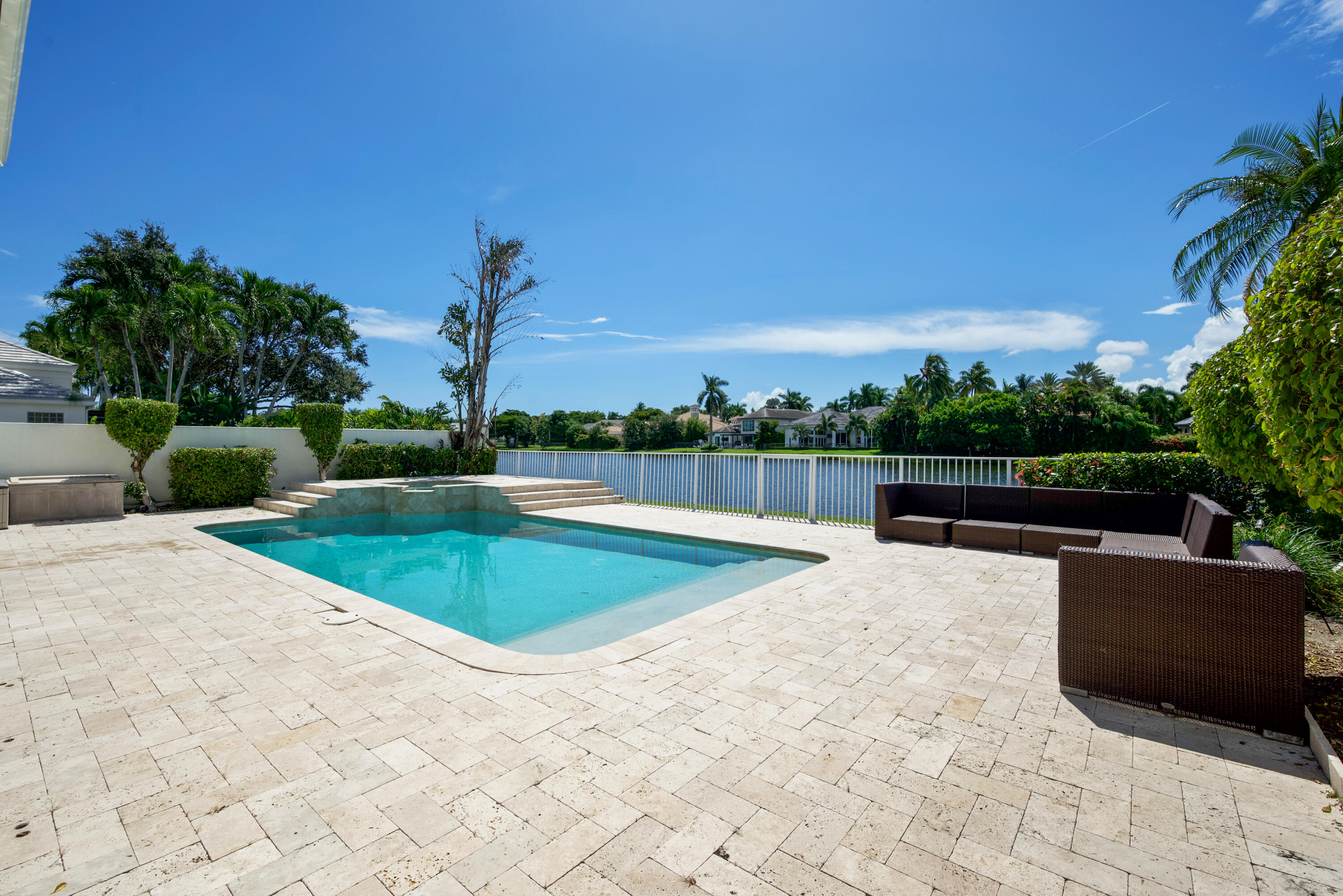 3508 NW Clubside Circle