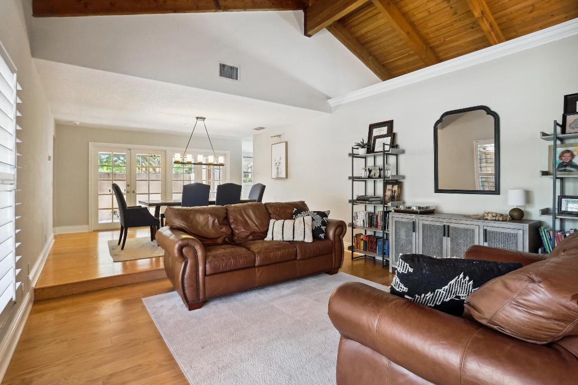 660 NW 101 Ter Terrace