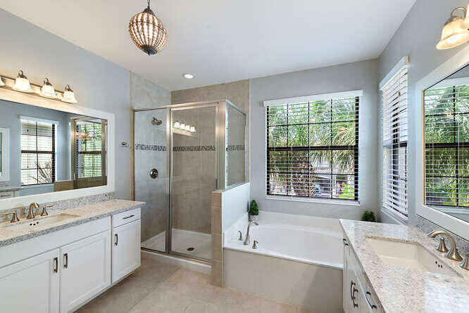 13822 Moss Agate Avenue