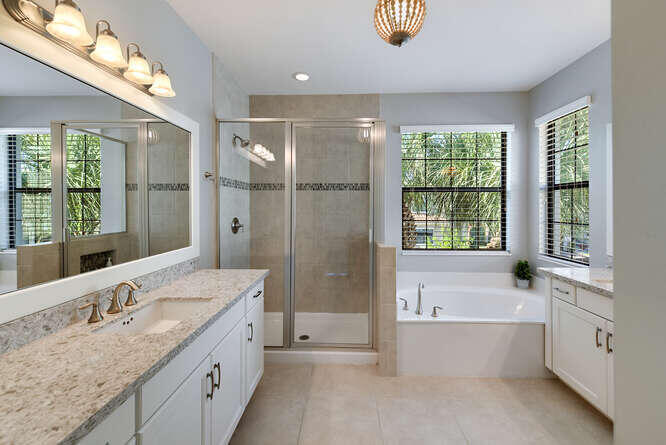 13822 Moss Agate Avenue