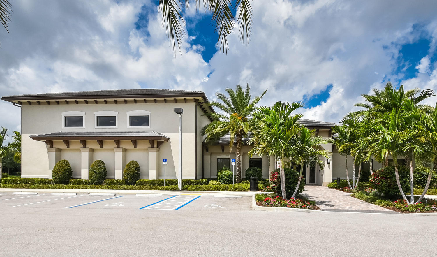 13822 Moss Agate Avenue