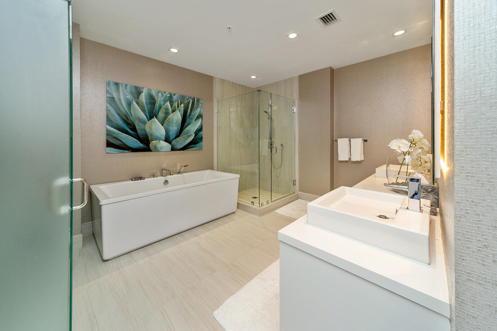 155 E Boca Raton Road Unit: 907