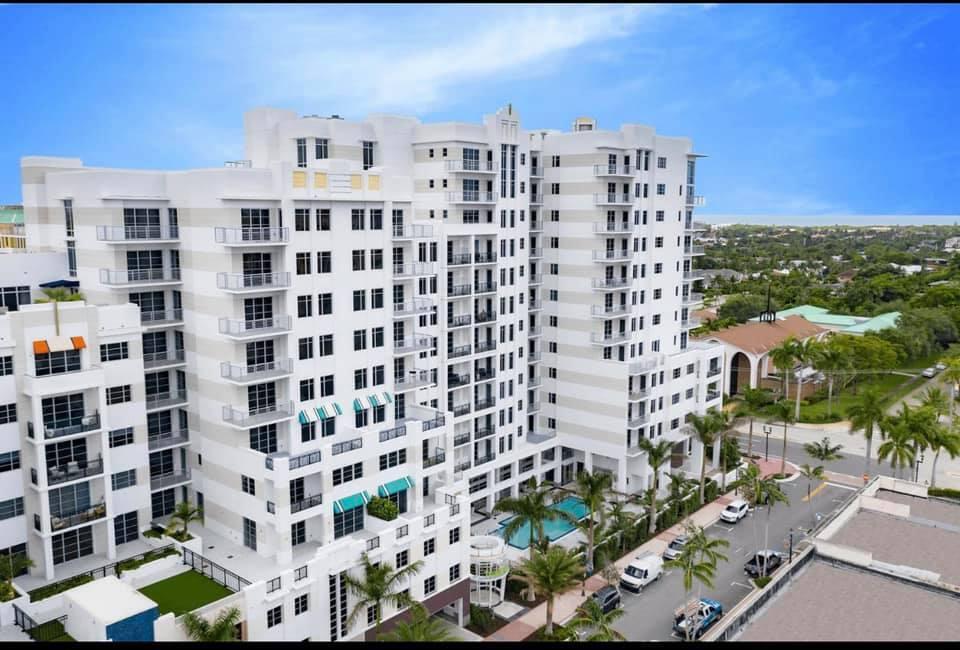 155 E Boca Raton Road Unit: 907