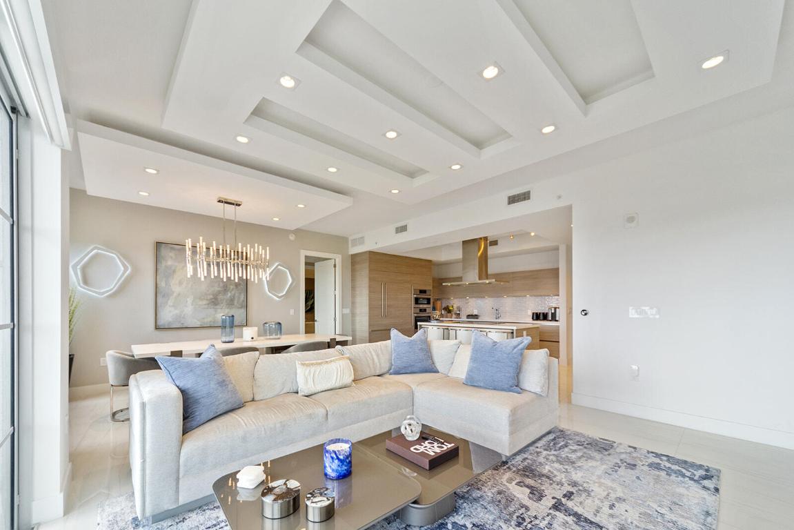 155 E Boca Raton Road Unit: 907